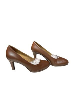 Naturalizer Michelle Comfort Round Toe Platform Pumps 3” Dress Heels